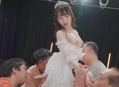 Nữ ca sĩ trẻ vừa giỏi hát còn vừa giỏi làm tình với fan hâm mộ - Phim sex không che full HD VLXX JAV